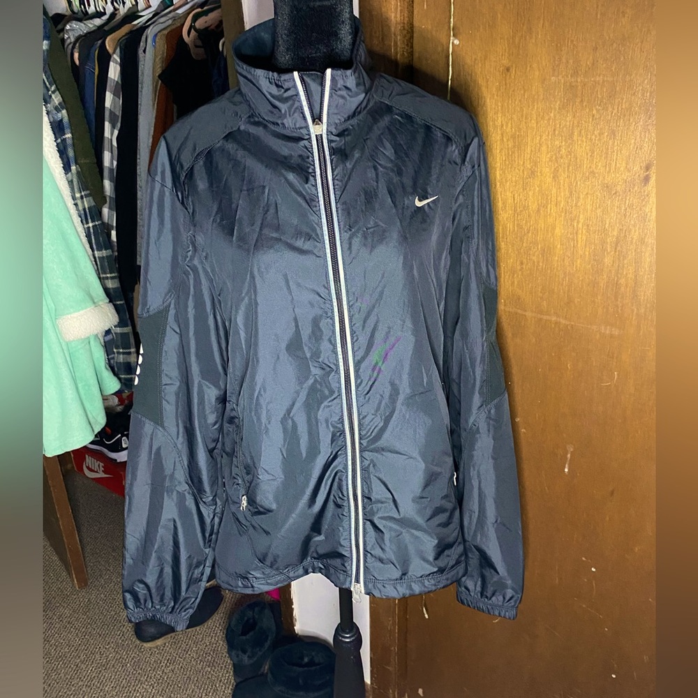 NIKE black wind breaker jacket